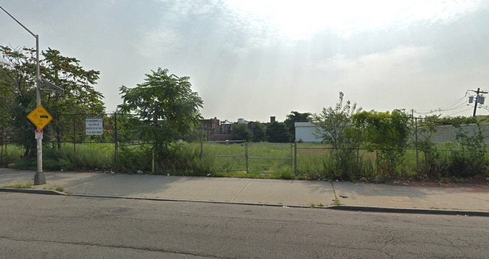 210 Elizabeth Ave, Newark, NJ for lease - Building Photo - Image 2 of 7