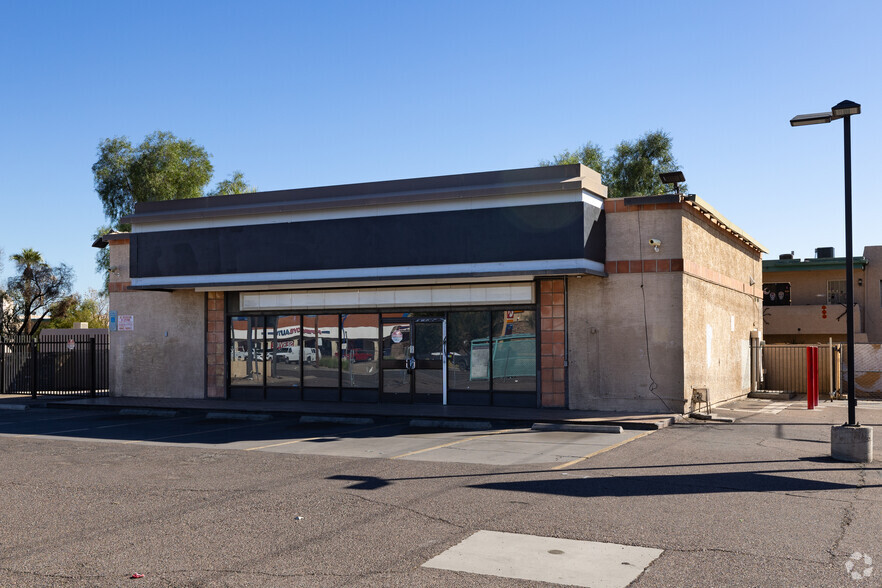 2401 E McDowell Rd, Phoenix, AZ for lease - Primary Photo - Image 1 of 8