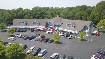 Geist Marina Village Shoppes - Bar