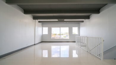 1833-1847 NW 20th St, Miami, FL for lease Interior Photo- Image 1 of 3