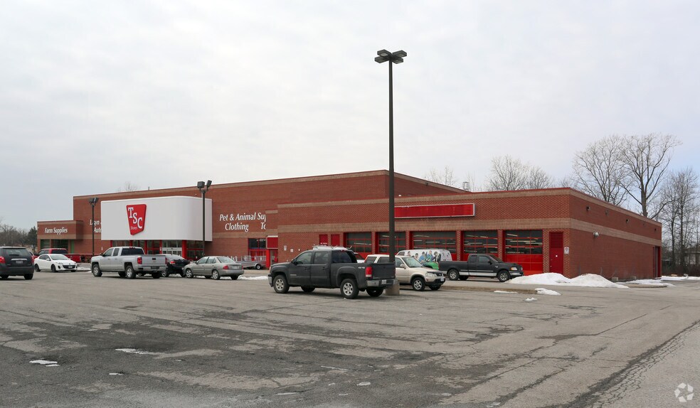 777 Niagara St, Welland, ON for lease - Primary Photo - Image 1 of 2