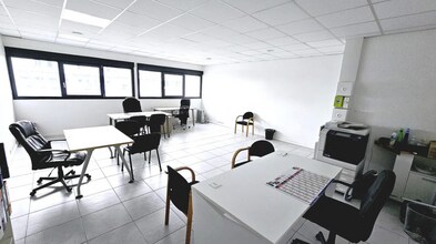 12 Avenue De L'Europe, Villiers-le-Bel for lease Interior Photo- Image 2 of 3