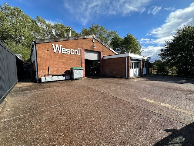 Brickheath Rd, Wolverhampton for lease - Primary Photo - Image 1 of 2