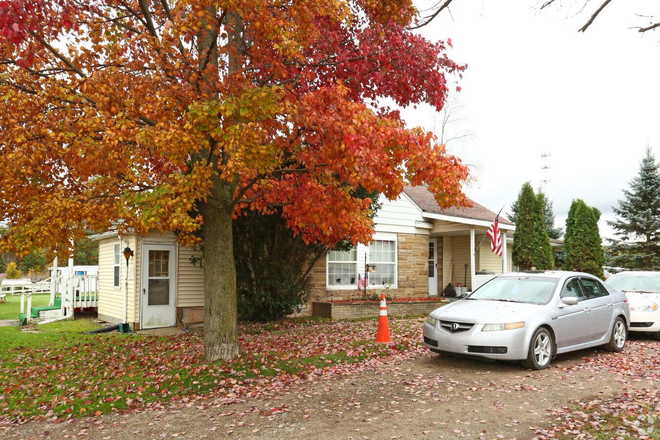 1010 N Old Us 23, Howell, MI 48843