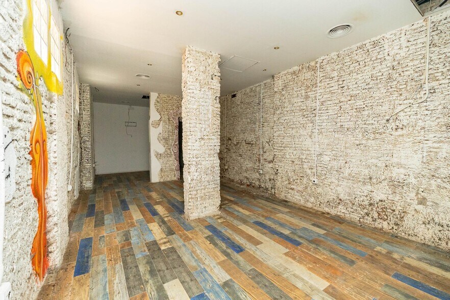 Retail in Málaga, Málaga for sale - Interior Photo - Image 1 of 20