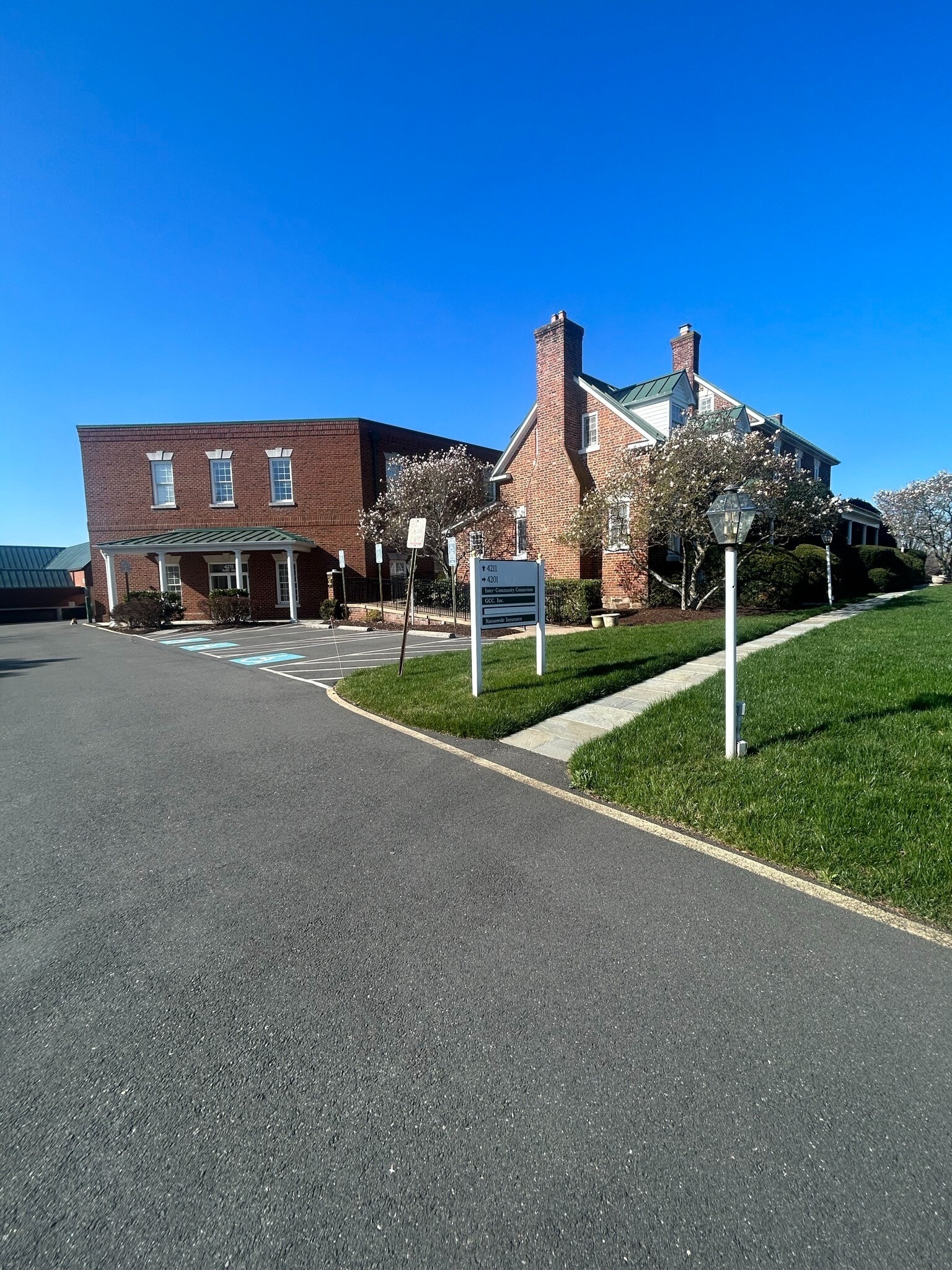 42014211 Pleasant Valley Rd, Chantilly, VA 20151 Pleasant Valley