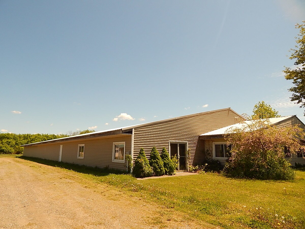 10136 Route 60, Fredonia, NY 14063