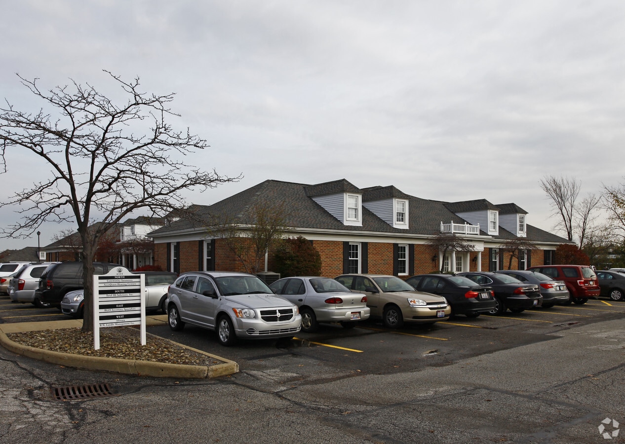 6555 Wilson Mills Rd, Mayfield Village, OH 44143 Jefferson Park B