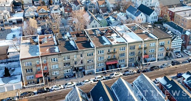 125 W 54th St, Bayonne, NJ for sale - Building Photo - Image 1 of 1