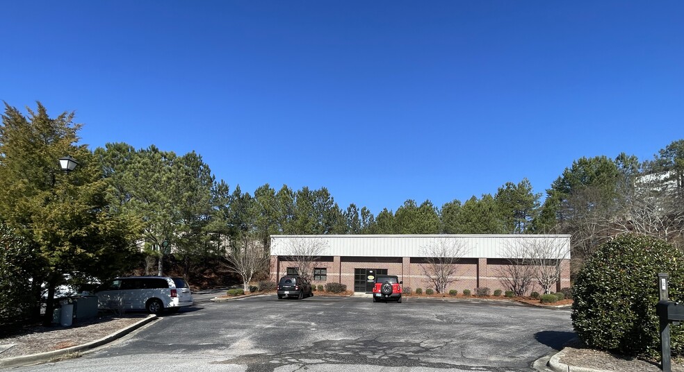 120 Applegate Ct, Pelham, AL for sale - Building Photo - Image 1 of 1