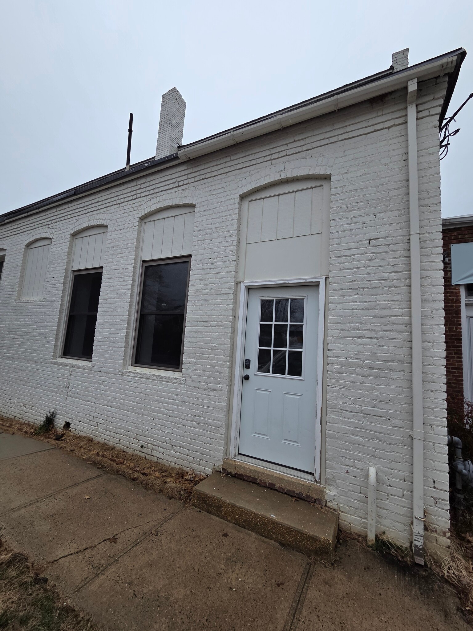 11-23 Bannard St, Freehold, NJ for lease Interior Photo- Image 1 of 9