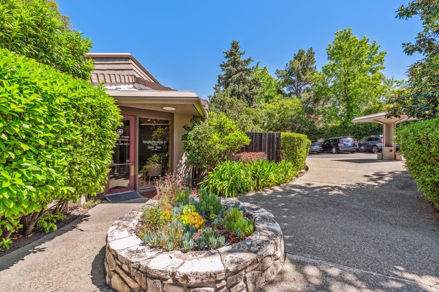 1802 San Miguel Dr, Walnut Creek, CA for sale - Primary Photo - Image 2 of 42