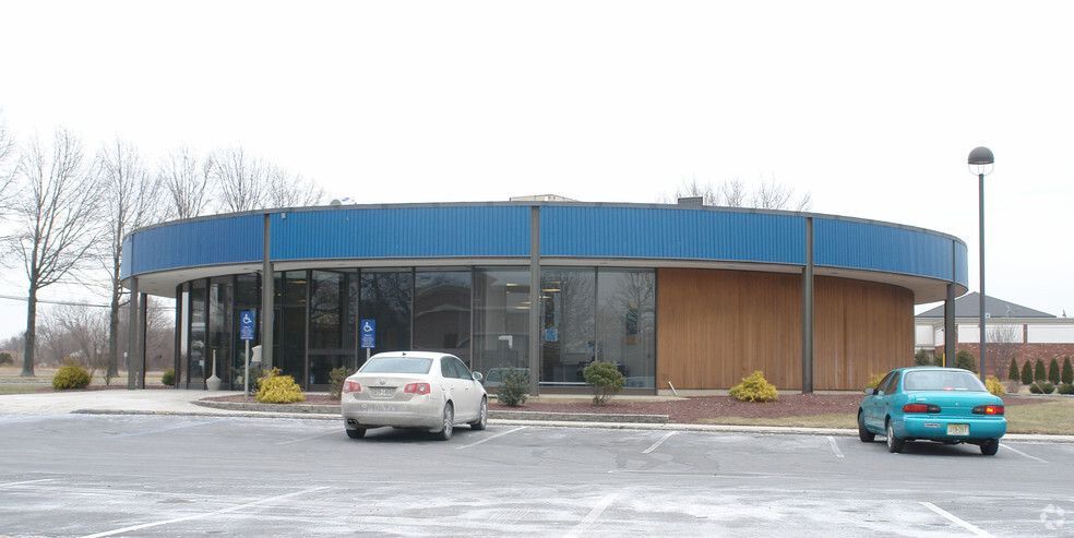 620 E Rt 33, Hightstown, NJ for sale - Building Photo - Image 1 of 1