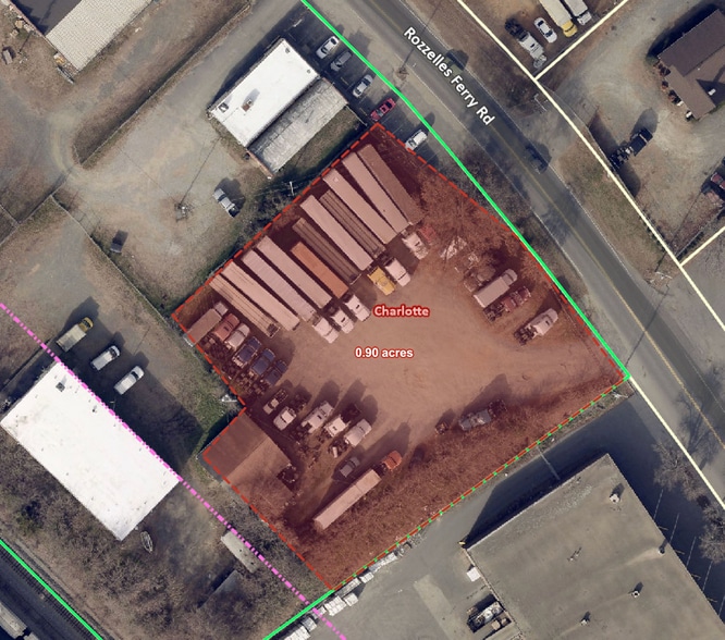 4901 Rozzelles Ferry Rd, Charlotte, NC for lease - Building Photo - Image 1 of 2