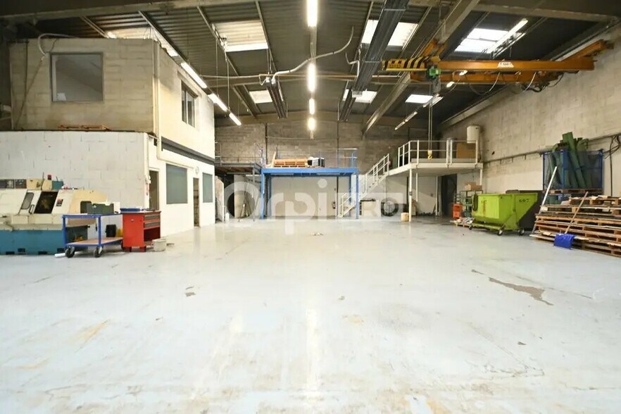 Flex in Saint-Priest for sale - Interior Photo - Image 2 of 7