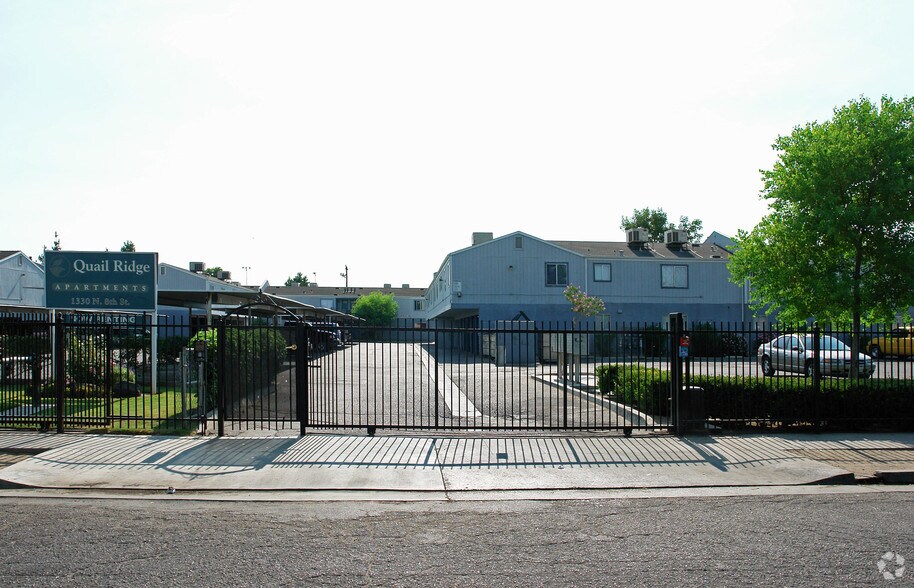 1330-1334 N 8th St, Fresno, CA for sale - Building Photo - Image 1 of 1