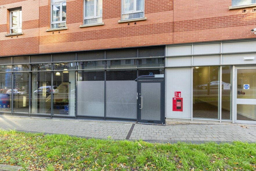 8 Hornsey St, London for lease - Building Photo - Image 3 of 9