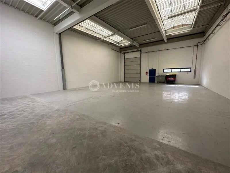 Flex in Moissy-Cramayel for lease Interior Photo- Image 1 of 8