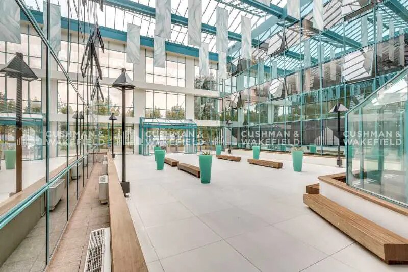 21 Avenue Du Québec, Villebon-sur-Yvette for lease - Lobby - Image 2 of 14