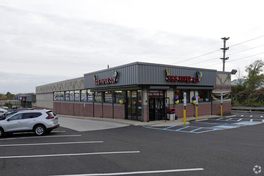 540 W Mount Carmel Ave, Glenside, PA 19038 Retail Space for Lease