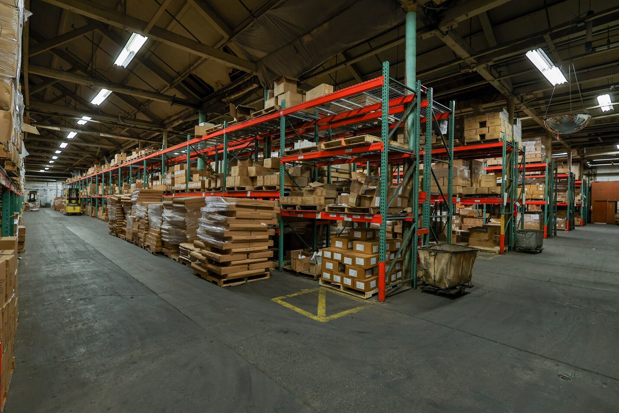 100 E Diamond Ave, Hazleton, PA 18201 Duplan Silk Mill