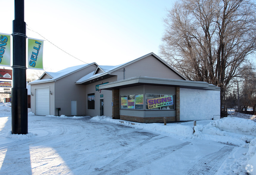 560 West Main, Anoka, MN for sale - Primary Photo - Image 1 of 1