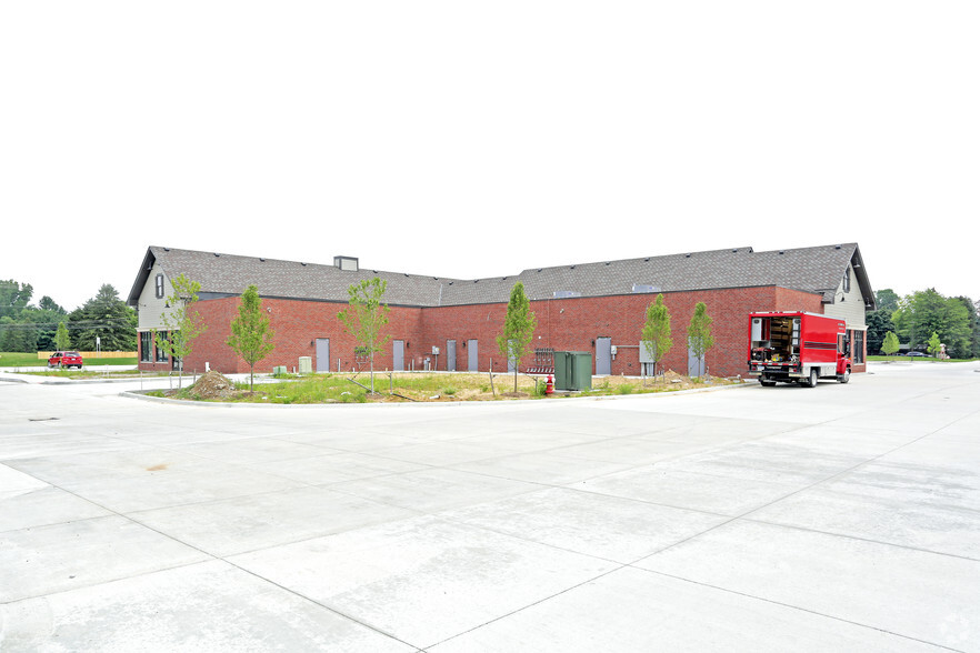 13480 24 Mile Rd, Shelby Township, MI for lease - Building Photo - Image 3 of 4