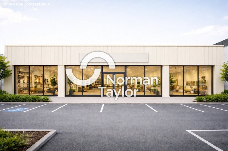 Retail in Perpignan for lease Building Photo- Image 1 of 2