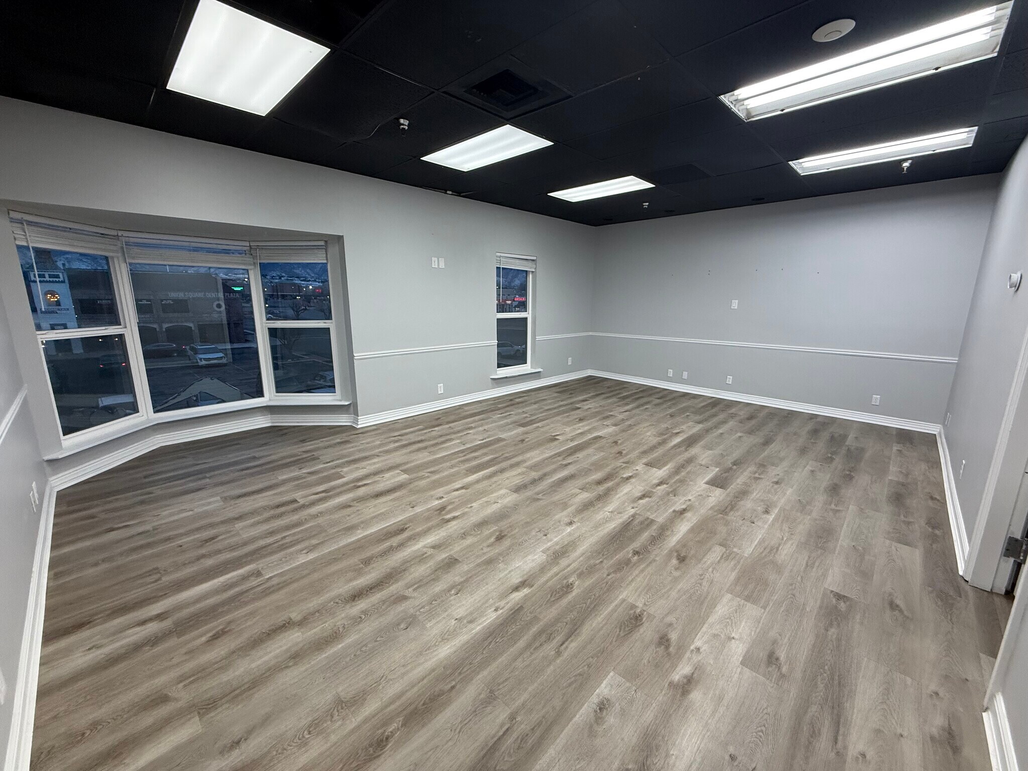 9414-9488 Union Sq, Sandy, UT for lease Interior Photo- Image 1 of 13