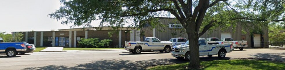 2935 Eastrock Dr, Rockford, IL for sale - Building Photo - Image 2 of 2