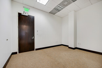 135 San Lorenzo Ave, Coral Gables, FL for lease Building Photo- Image 1 of 11