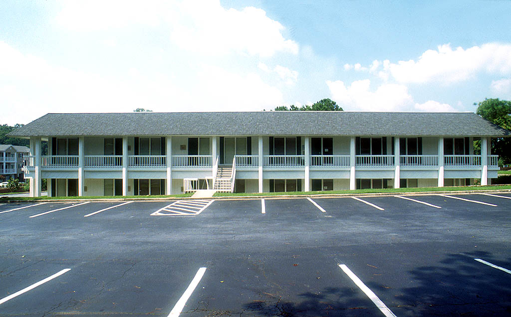 2028 Powers Ferry Rd NW, Atlanta, GA for sale Primary Photo- Image 1 of 1