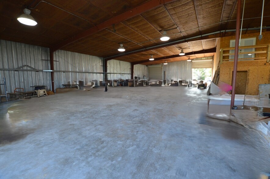 982 County Road 979, Royse City, TX for lease - Building Photo - Image 3 of 9
