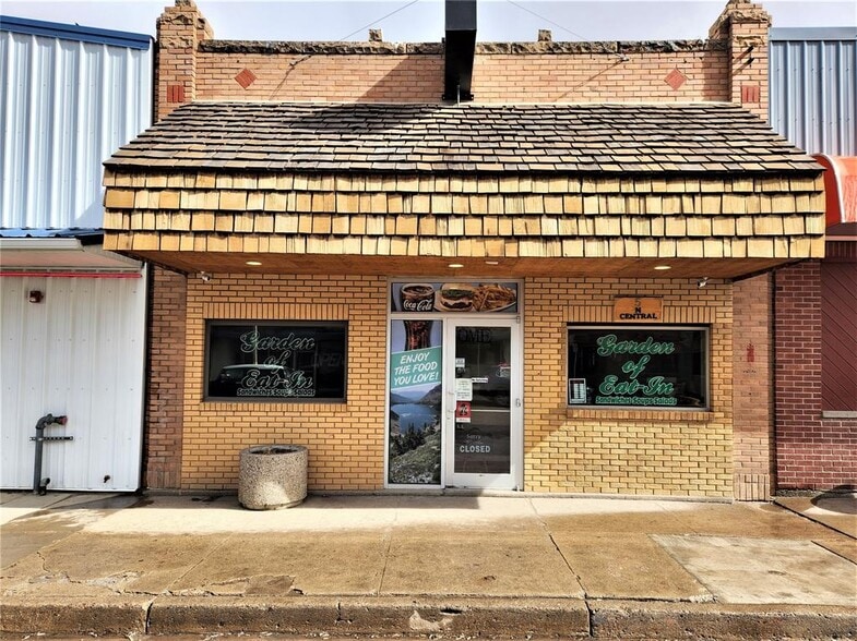 5 N Central Ave, Cut Bank, MT for sale - Primary Photo - Image 1 of 59