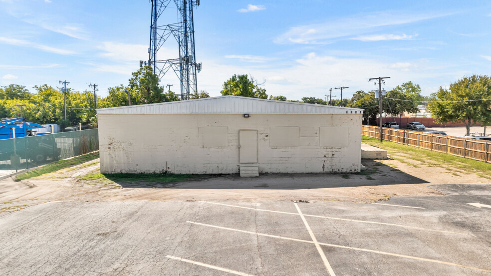 1206 TX-180, Arlington, TX for lease - Building Photo - Image 2 of 27