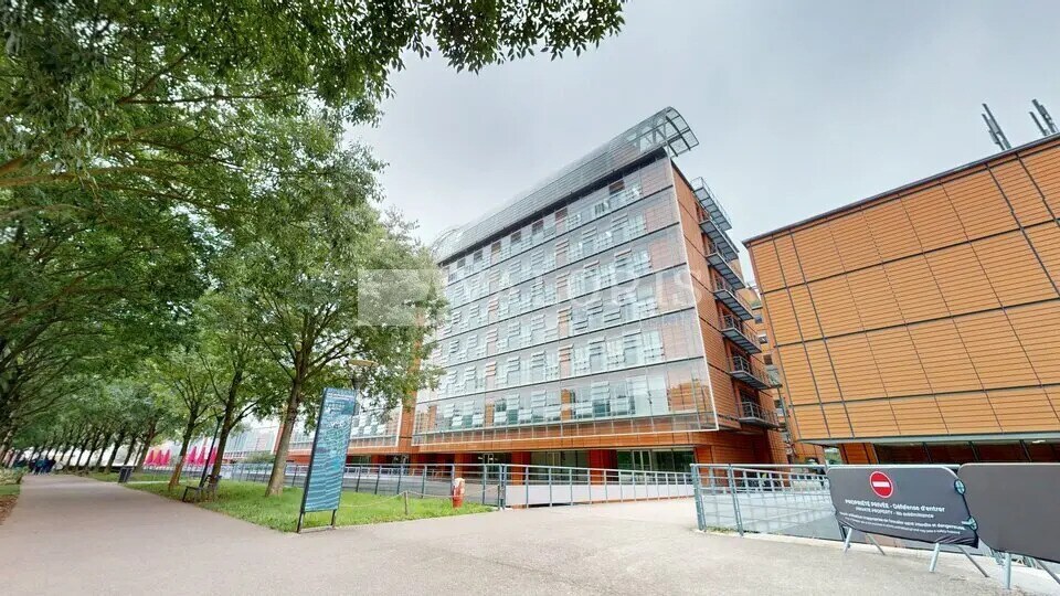 Office in Lyon for sale - Building Photo - Image 3 of 12