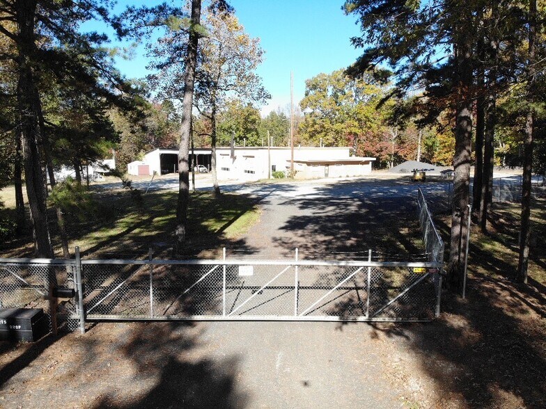 1270 Burlington Rd, Roxboro, NC 27573