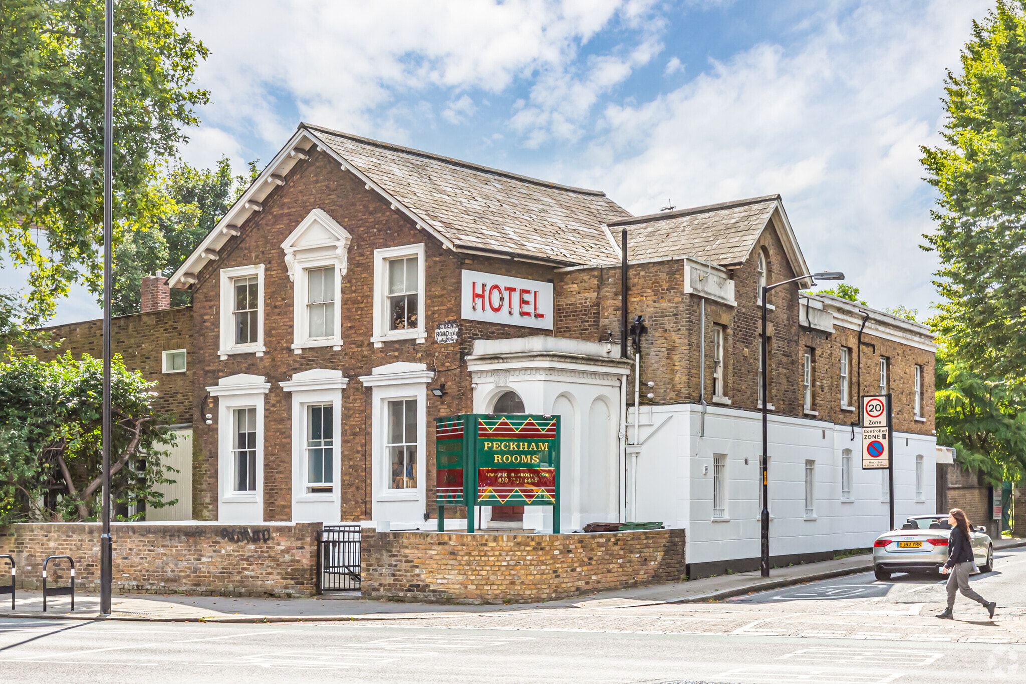 2 Queens Rd, London for sale Primary Photo- Image 1 of 1