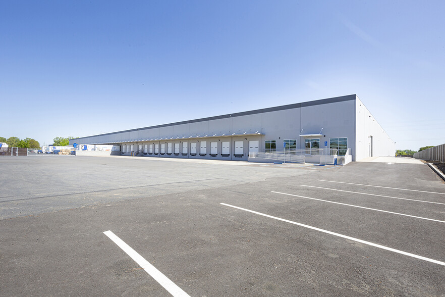 3689 Industrial Blvd, West Sacramento, CA for sale - Building Photo - Image 1 of 1