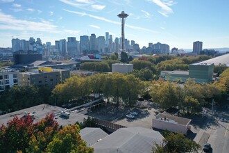 170 Mercer St, Seattle, WA - AERIAL  map view