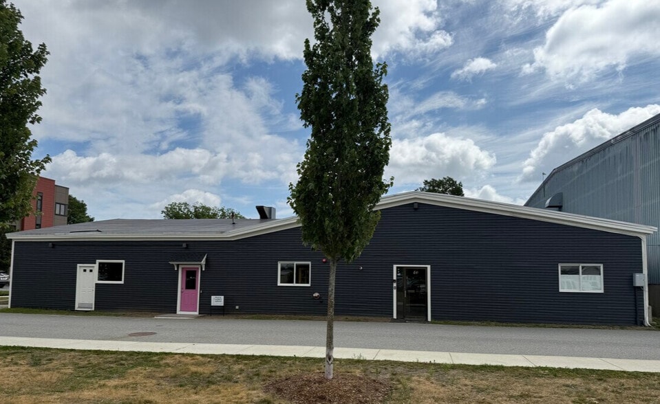 40 Beharrell St, Concord, MA for lease - Building Photo - Image 3 of 7