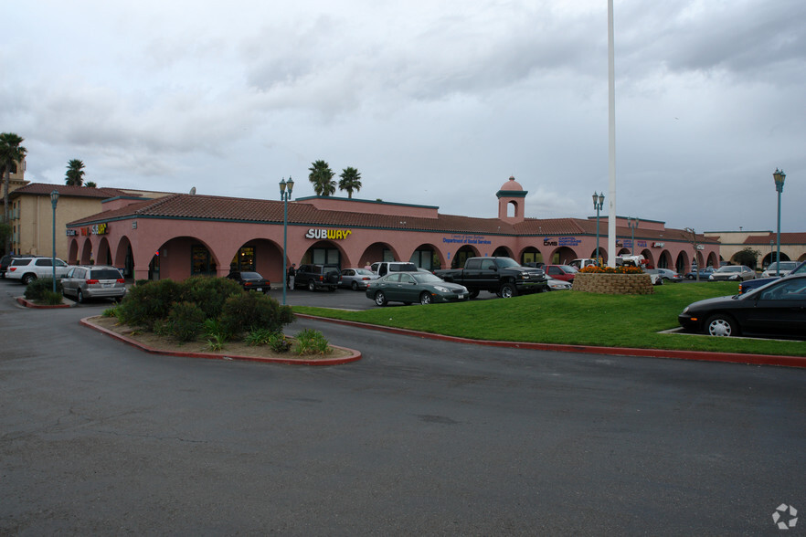 1129-1153 N H St, Lompoc, CA for lease - Primary Photo - Image 1 of 15