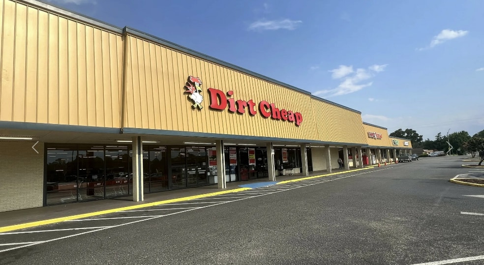 8183 W Fairfield Dr, Pensacola, FL for lease - Building Photo - Image 1 of 10