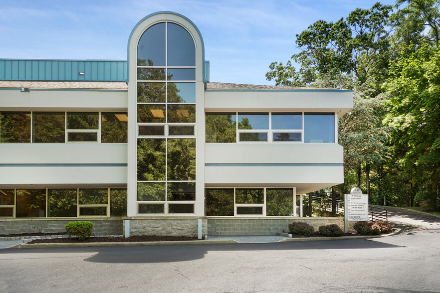 449 N State Rd, Briarcliff Manor, NY for lease - Building Photo - Image 2 of 8