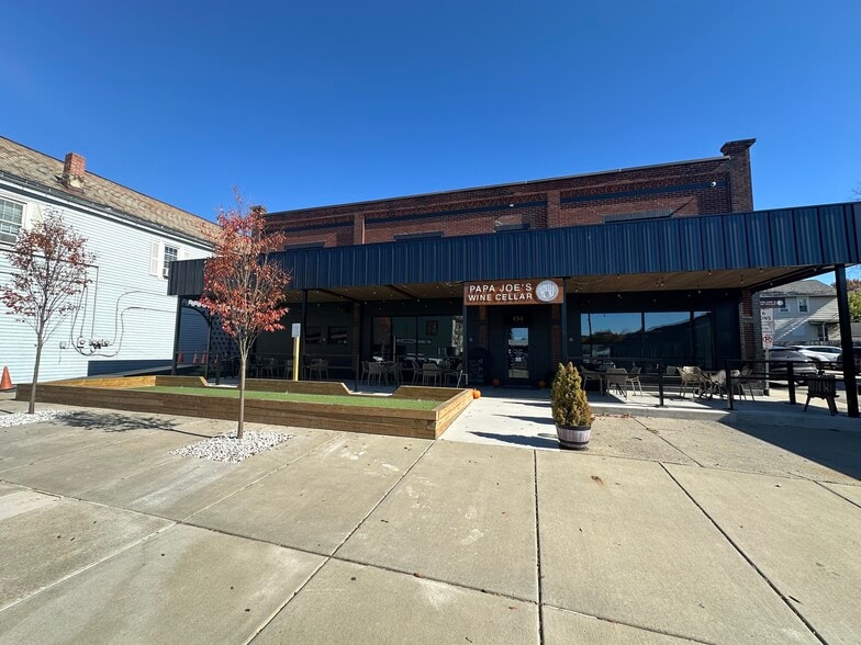 154 S Main St, Zelienople, PA for lease - Building Photo - Image 1 of 16