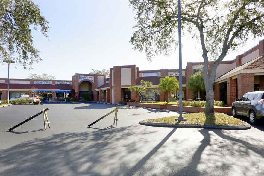 11125 Park Blvd, Seminole, FL for lease - Primary Photo - Image 2 of 2