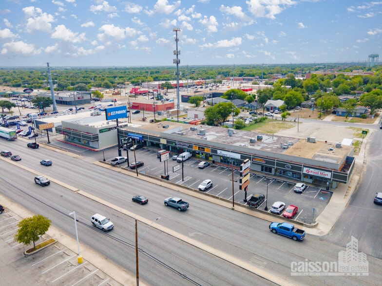 814-842 SW Military Dr, San Antonio, TX for lease - Building Photo - Image 2 of 3