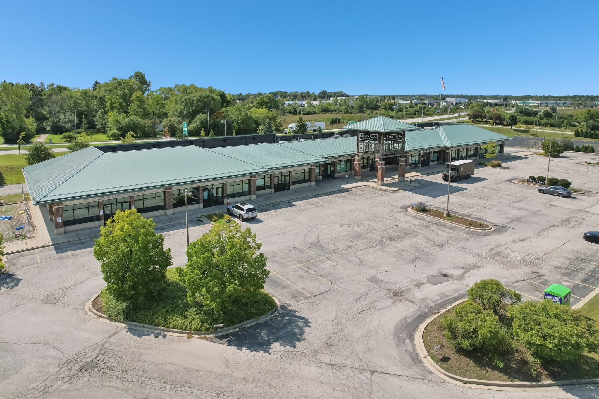 10855 W Park Pl, Milwaukee, WI for lease Building Photo- Image 1 of 10