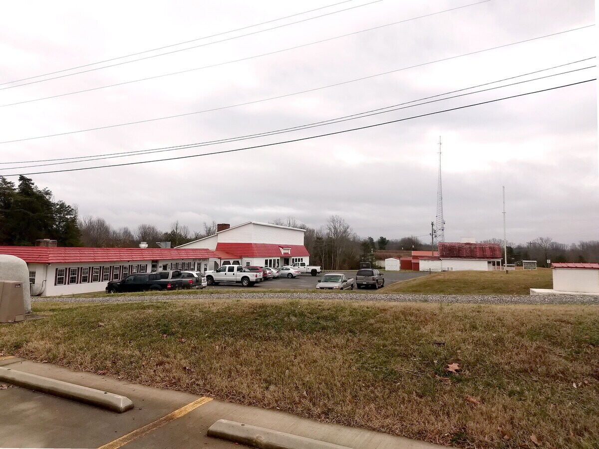 4963 Nc 704 Hwy E, Sandy Ridge, NC 27046 Sandy Ridge HighwayBusiness