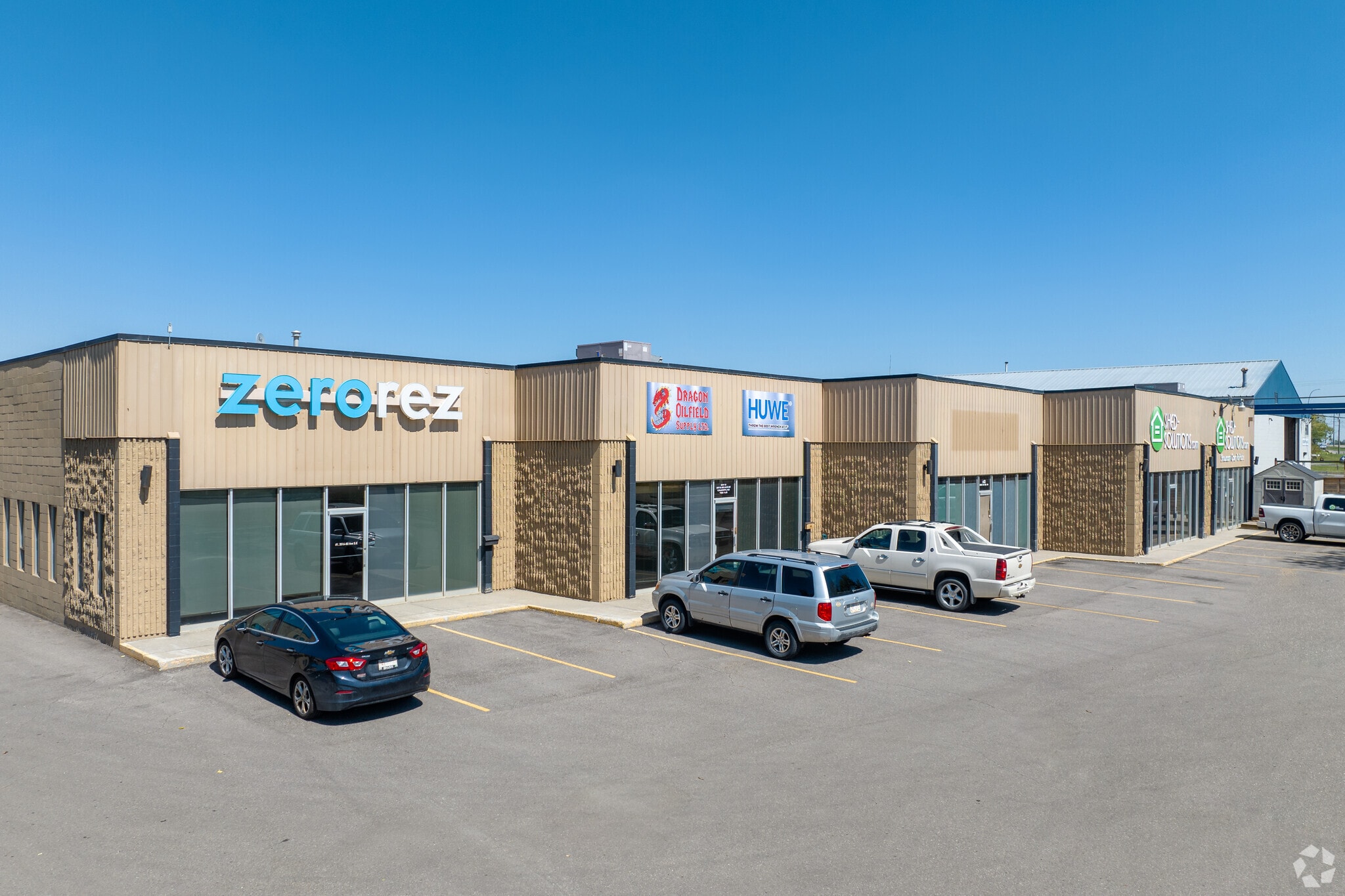 3516 80th Ave SE, Calgary, AB for sale Primary Photo- Image 1 of 1